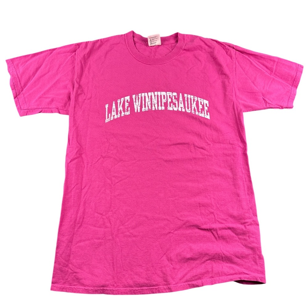 Lake Winnipesaukee T-Shirt‎ Pink Graphic Tee Souvenir Vacation Travel 319